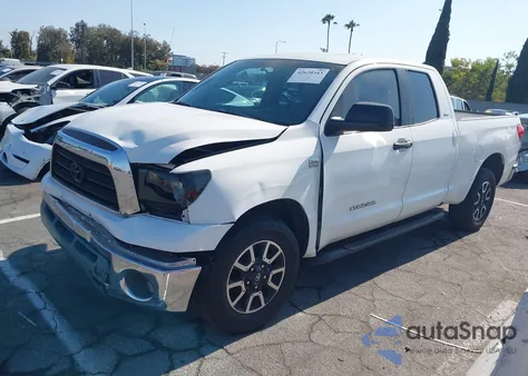 2007 Toyota Tundra Sr5 4.7L V8 z USA, uszkodzony, nr VIN 5TBRT54177S452655